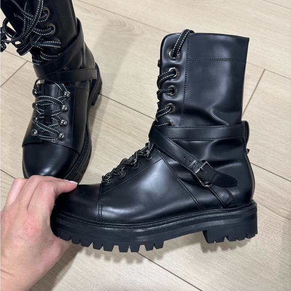 Valentino Garavani Rockstud Boots Motorcycle Moto Kylie Jenner - Picture 8 of 12